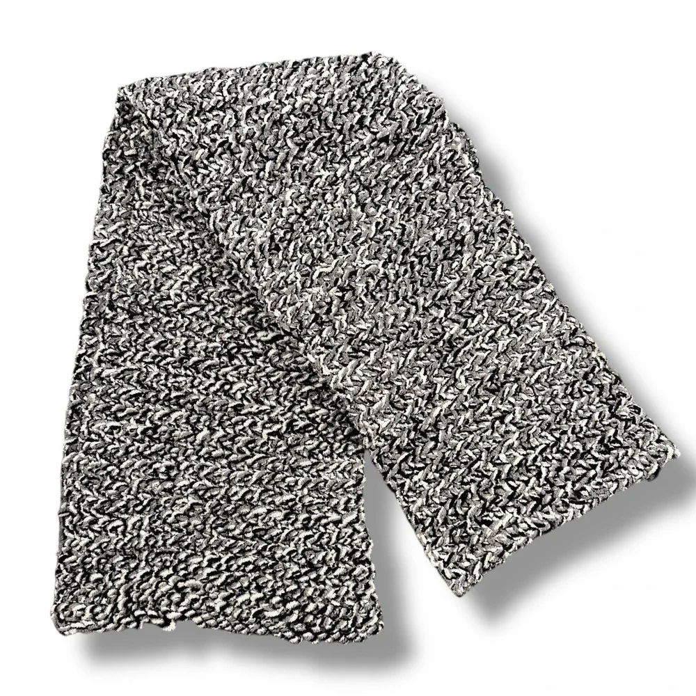 Chunky Handmade Knit Scarf Black White‎ Gray Speckled Cozy Winter Accessory 427